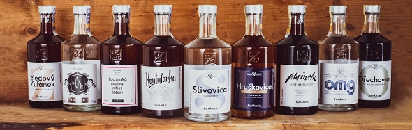 Rodinný lihovar Žufánek není jen slivovice, absinth a gin