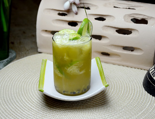 caipirinha-ve-sklenici.jpg